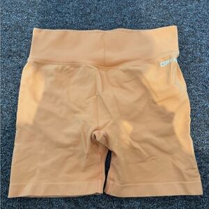 dfyne shorts